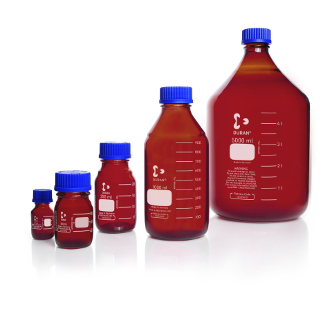 Chai thủy tinh phòng thí nghiệm DURAN® GL 32 màu hổ phách 50 ml, kèm nắp vặn và vòng rót Chai thủy tinh phòng thí nghiệm DURAN® GL 32 màu hổ phách 50 ml, kèm nắp vặn và vòng rót